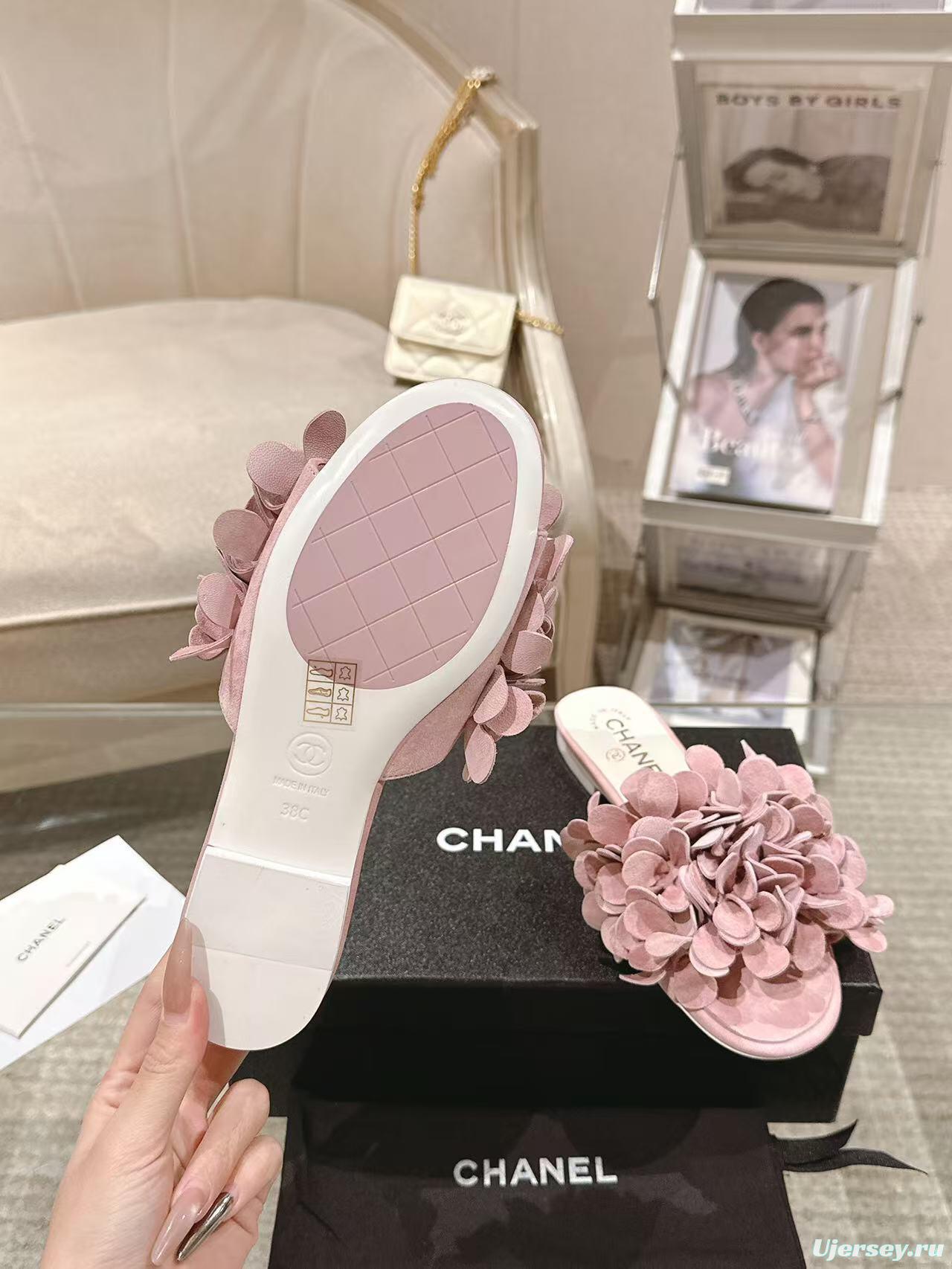 2025 Women Chanel Pink Suede Slippers Floral B2032-2