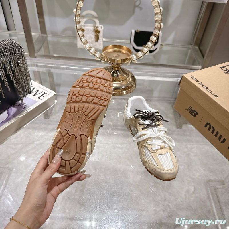 2025 Women New Balance Beige White Leather Mesh Sneakers