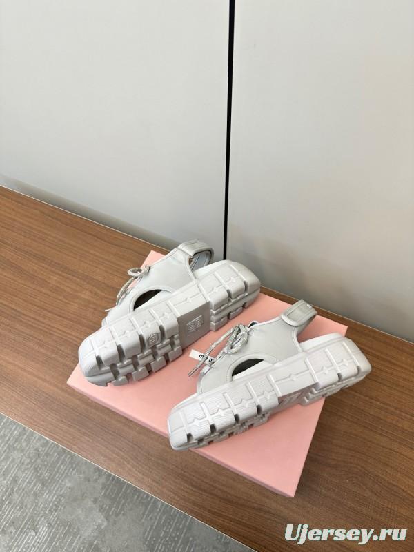 2025 Women Miu Miu White Leather Sandals LY00240