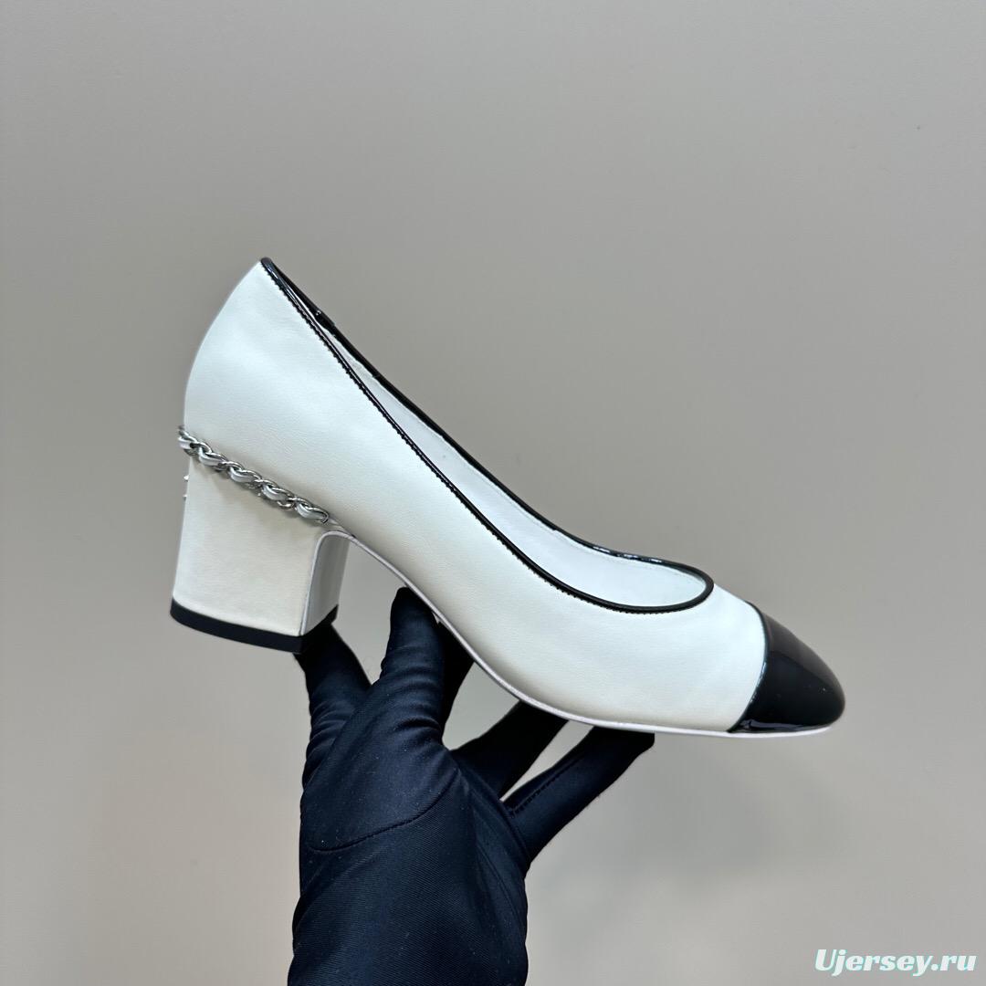 2025 Women Chanel White Black Leather Block Heel Pumps