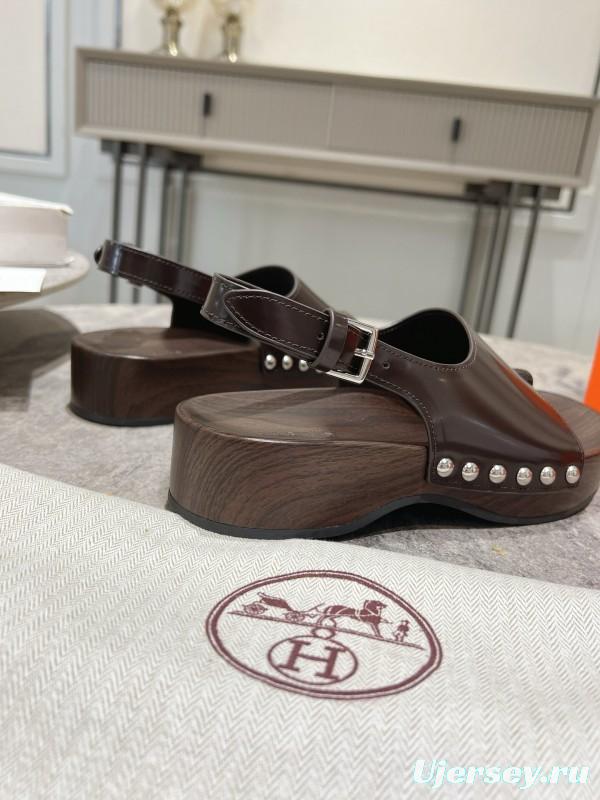 2025 Women Hermès Brown Leather Sandals KFY00250
