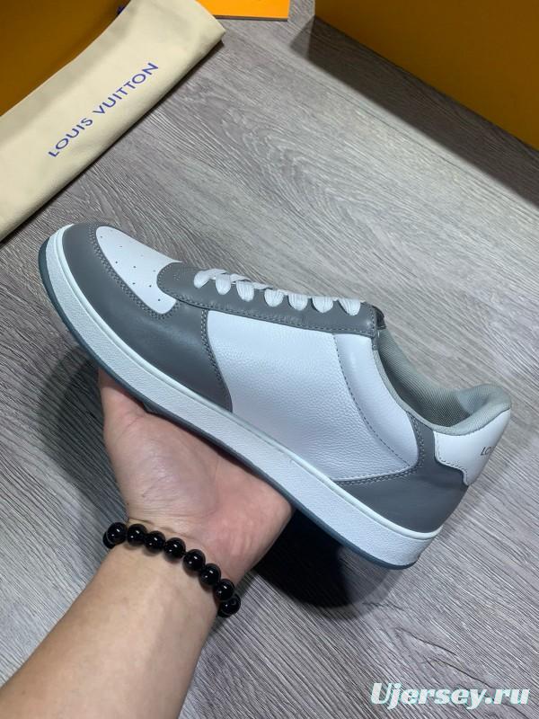 2024 Unisex Louis Vuitton White Grey Calfskin Leather Sneakers MJ00380