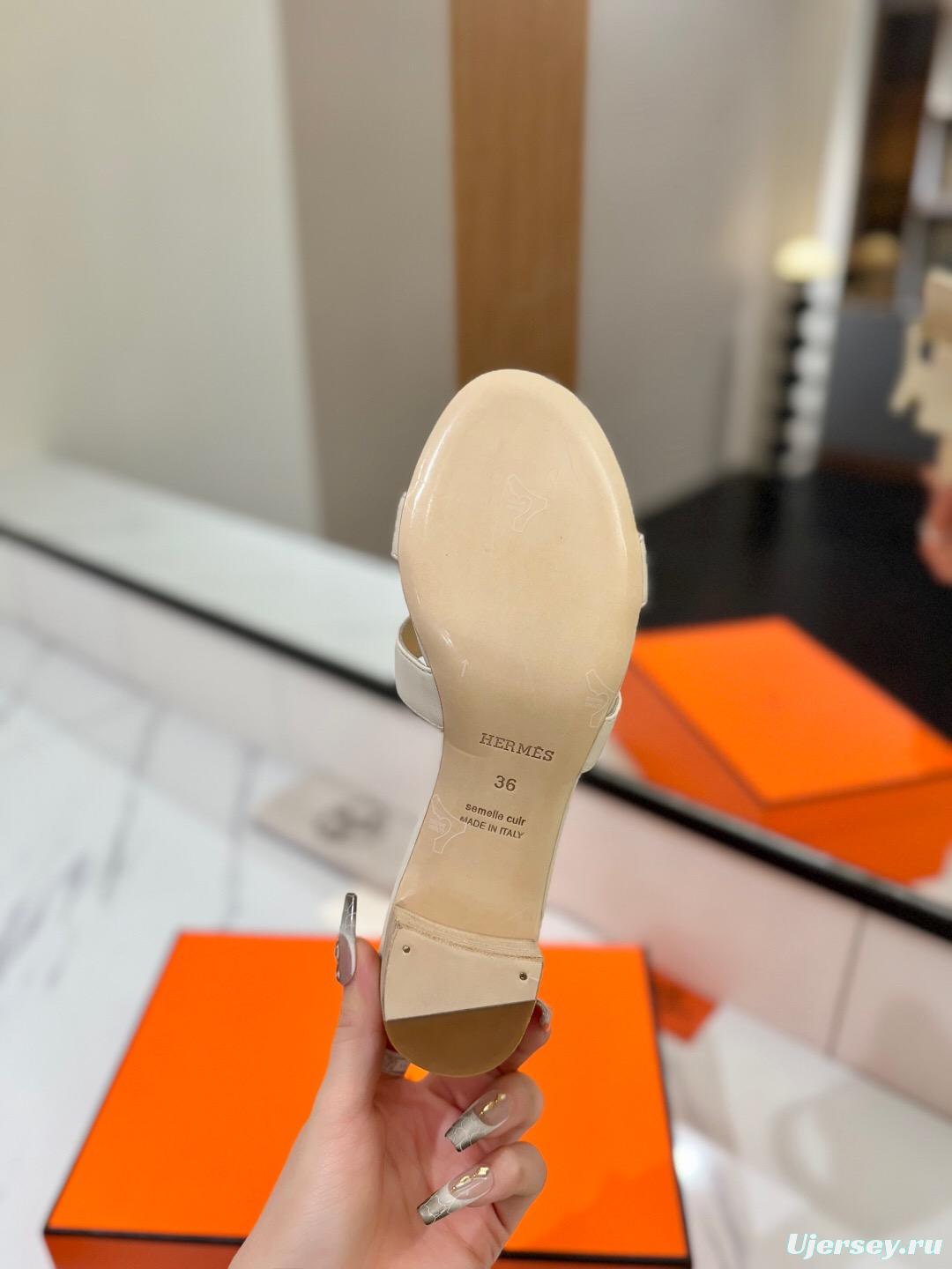 2025 Women Hermès Ivory Leather Sandals