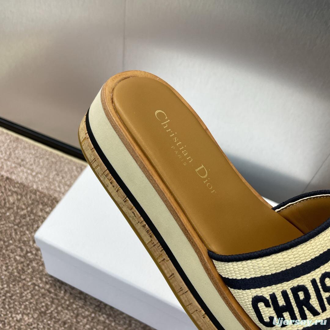2025 Slippers Dior Beige Navy Canvas Leather Platform CHRISTIAN DIOR CD004