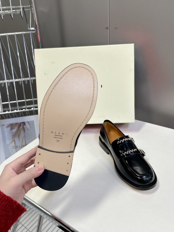 2025 Women Marni Black Leather Loafers KFY00320