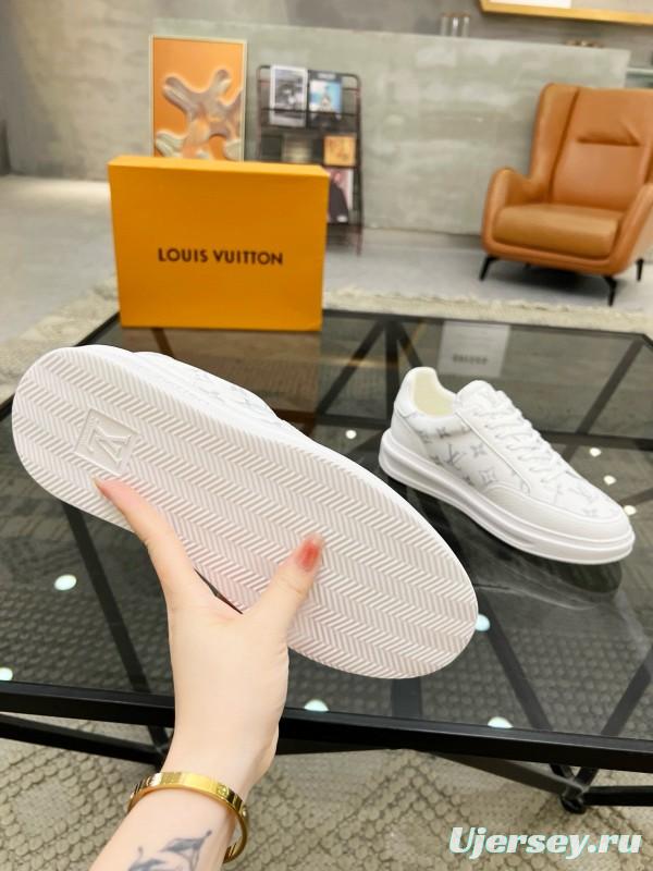 2024 Men Louis Vuitton White Leather Mesh Sneakers MJ00400
