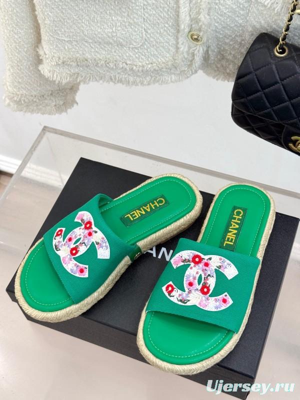 2025 Women Chanel Green Canvas Leather Slippers Embroidered KFY00230