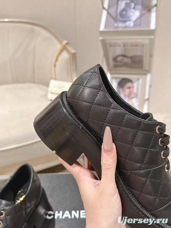 2025 Women Chanel Black Leather Oxford Lace-up B2599