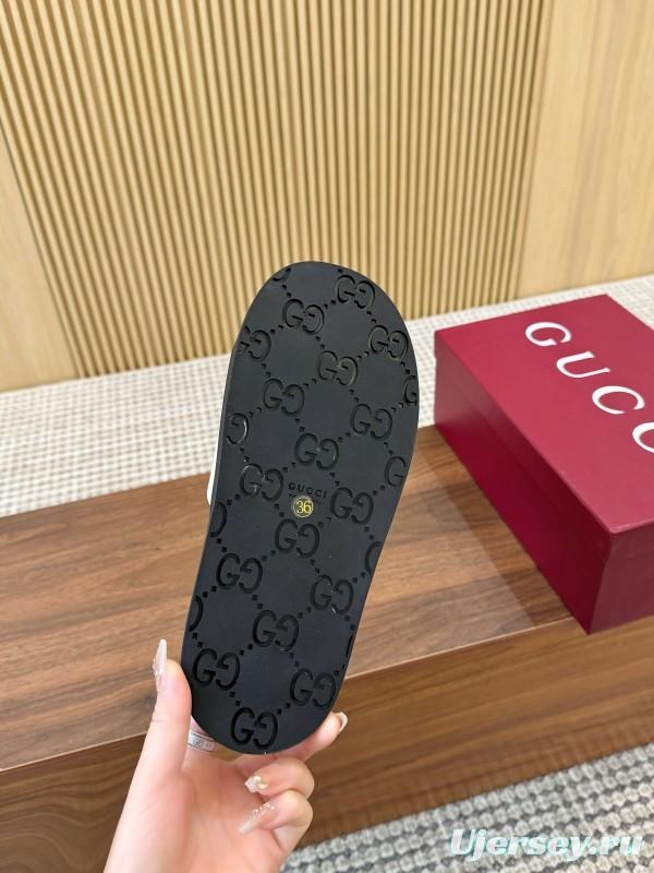 2025 Women Gucci White Leather Slippers GG Logo LY00230