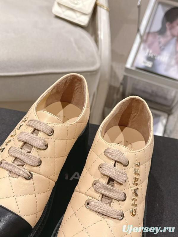 2025 Women Chanel Beige Black Leather Platform Oxford B2099