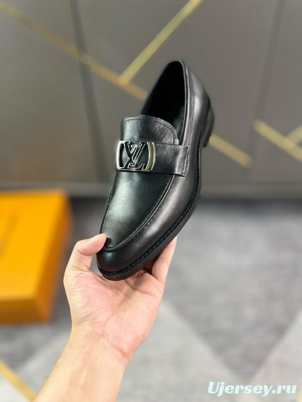 2024 Men Louis Vuitton Black Leather Loafers MJ00290