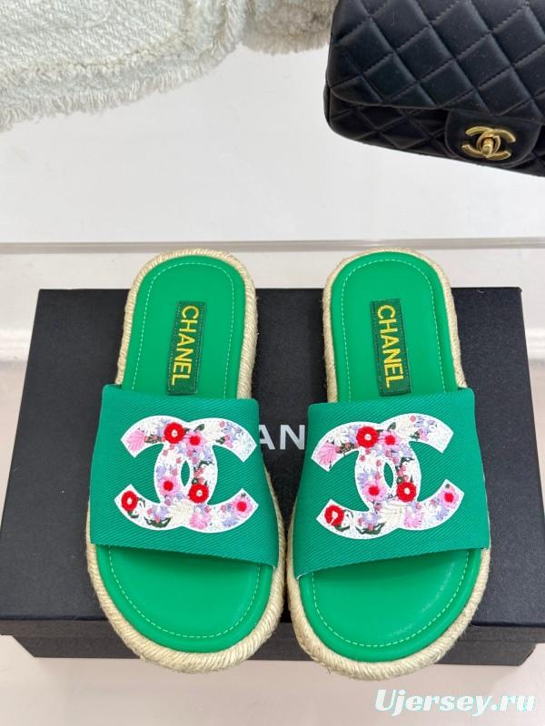 2025 Women Chanel Green Canvas Leather Slippers Embroidered KFY00230