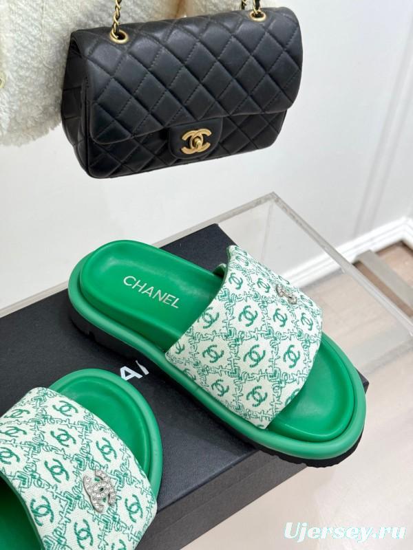 2025 Slippers Chanel Green Nylon Slippers