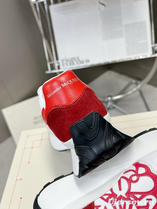 2024 Unisex Alexander McQueen White Red Leather Suede Sneakers MJ00370