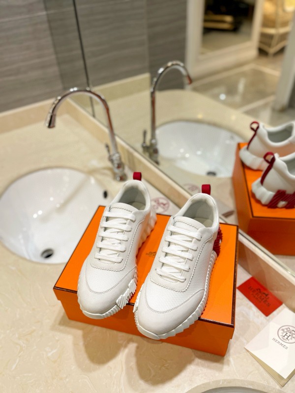 2024 Unisex Hermès White Red Silk Sheepskin Sneakers MJ00320