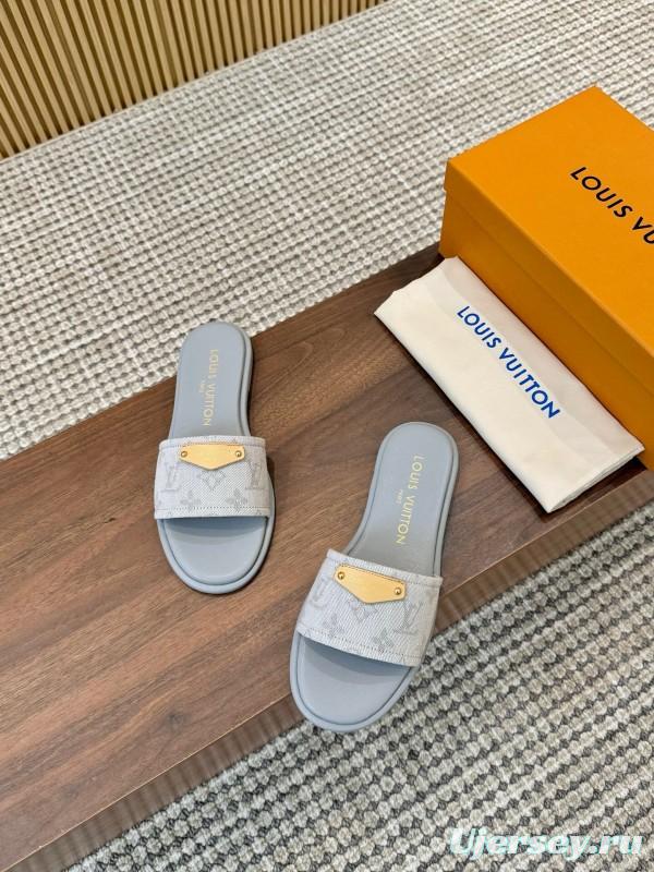 2025 Women Louis Vuitton Light Grey Canvas Slippers LY00200