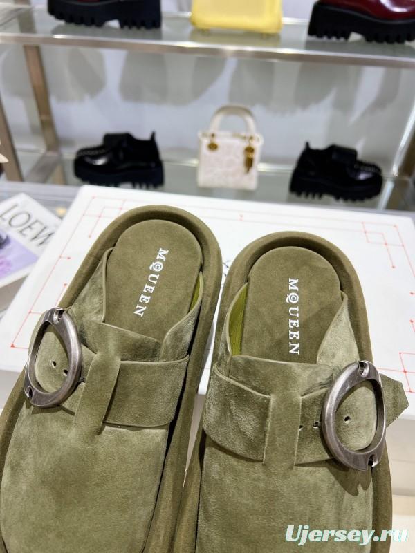 2025 Unisex ALEXANDER MCQUEEN Olive Suede Slippers
