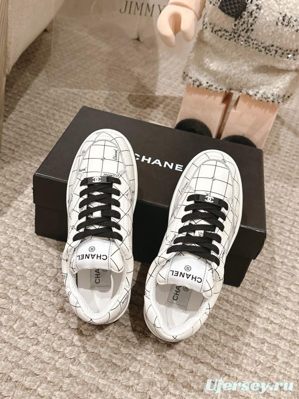 2025 Women Chanel White Black Leather Sneakers