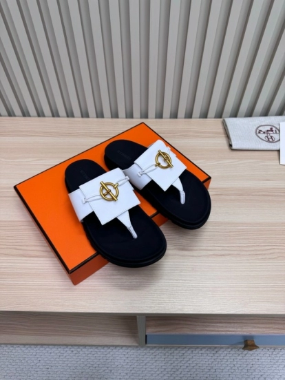 2025 Slippers Hermès White Black Leather Slippers
