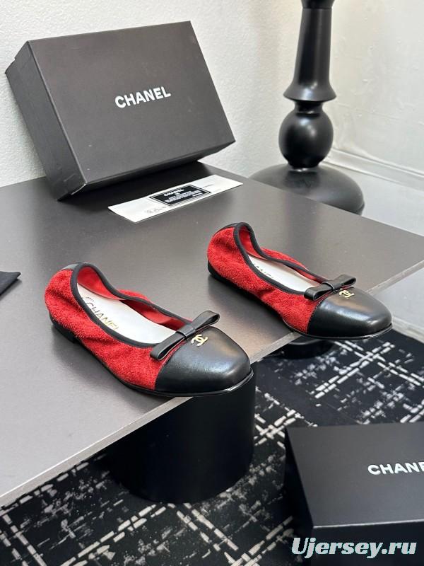 2025 Women CHANEL Red And Black Lambskin Ballet Flats Classic Bow Detail CC Logo LY00360(F)
