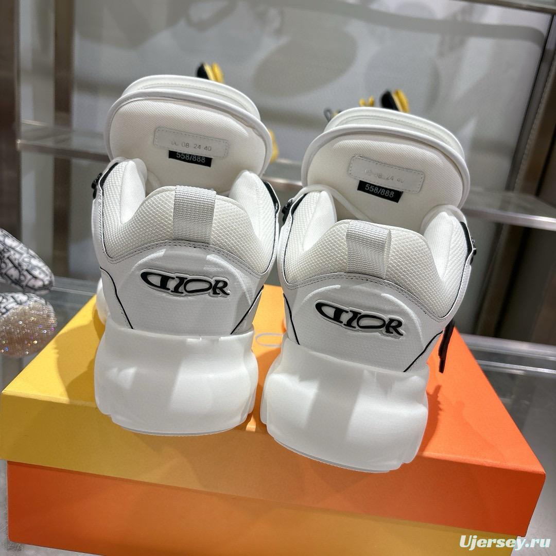 2024 Unisex Dior White Leather Sneakers MJ00380