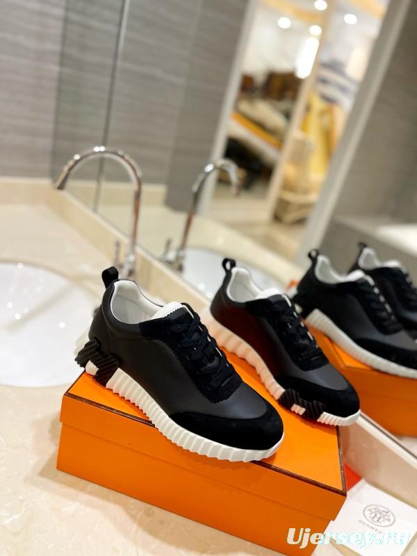 2024 Unisex Hermès Black White Leather Rainproof Fabric Casual Sneakers MJ00320