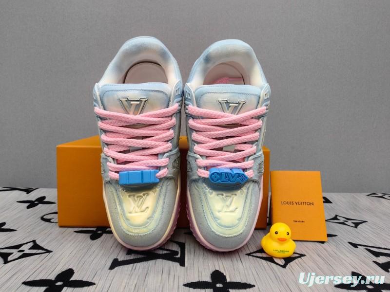 2025 Unisex Louis Vuitton Pink Grey Denim Sneakers KFY00510