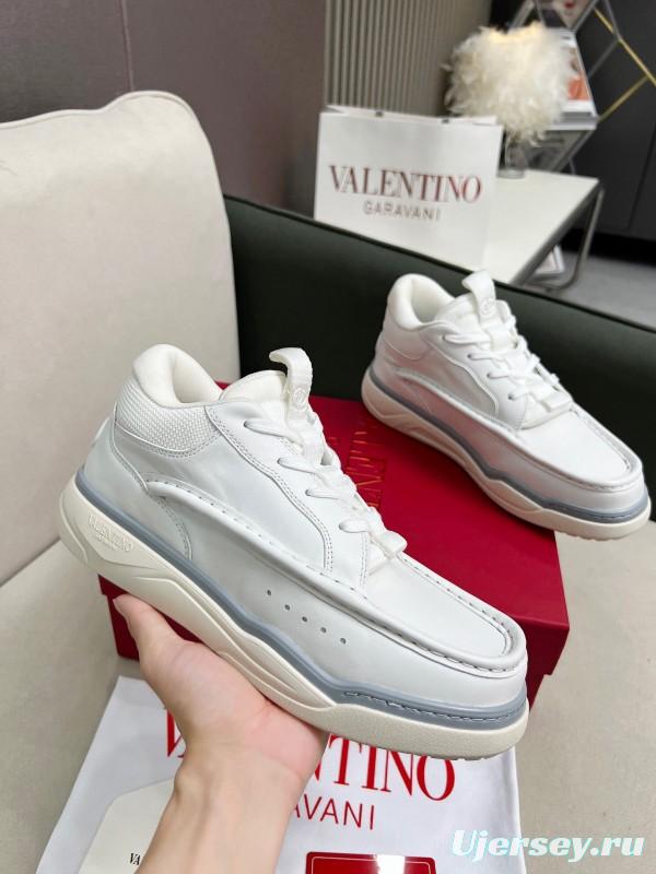 2025 Unisex Valentino White Leather Sneakers RUNBOOT LY00390