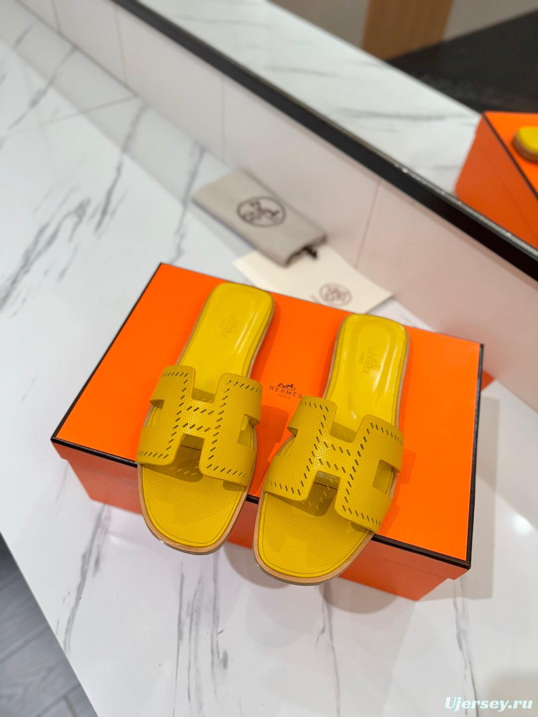 2025 Women Hermès Yellow Leather Slippers