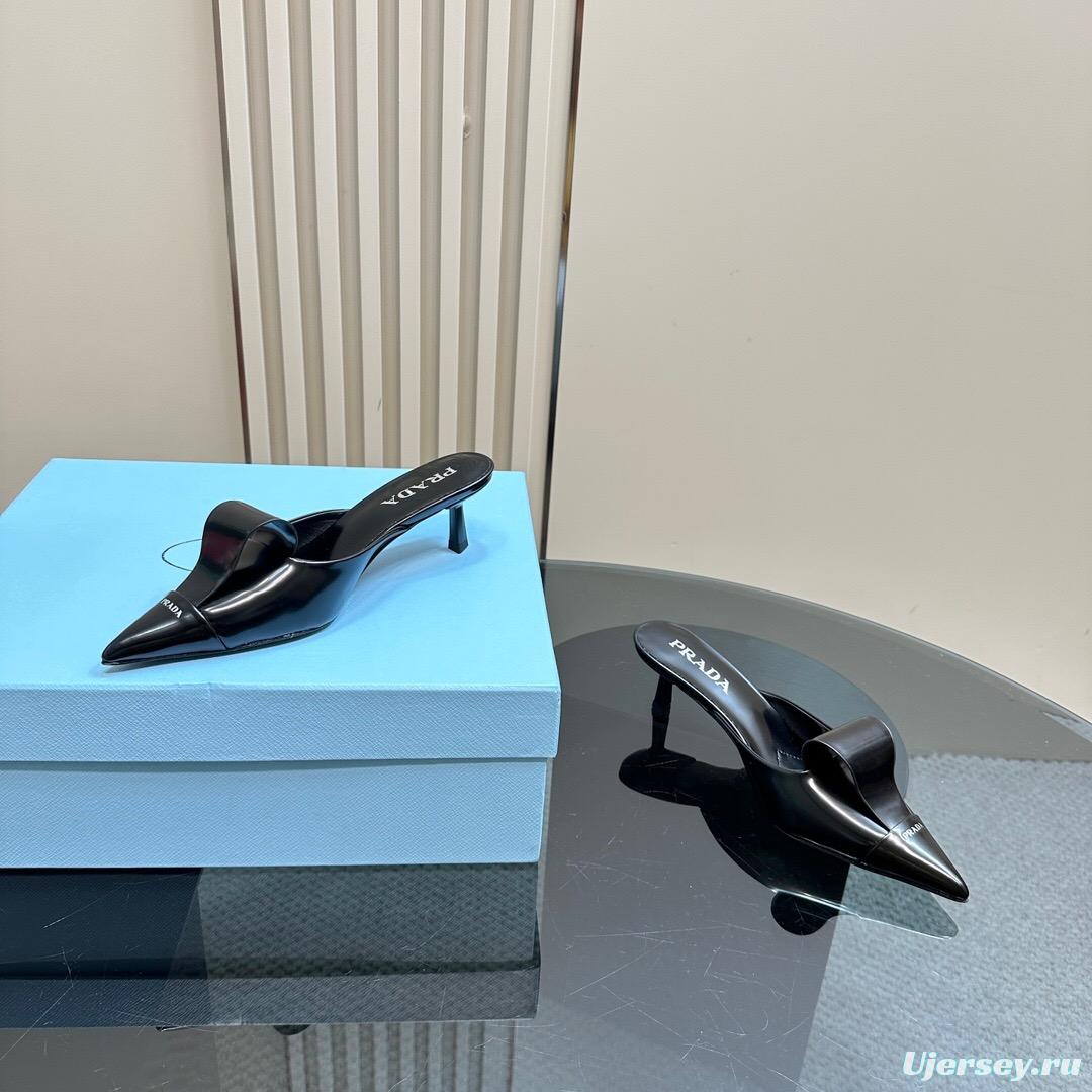 2025 Women Prada Black Leather Mules