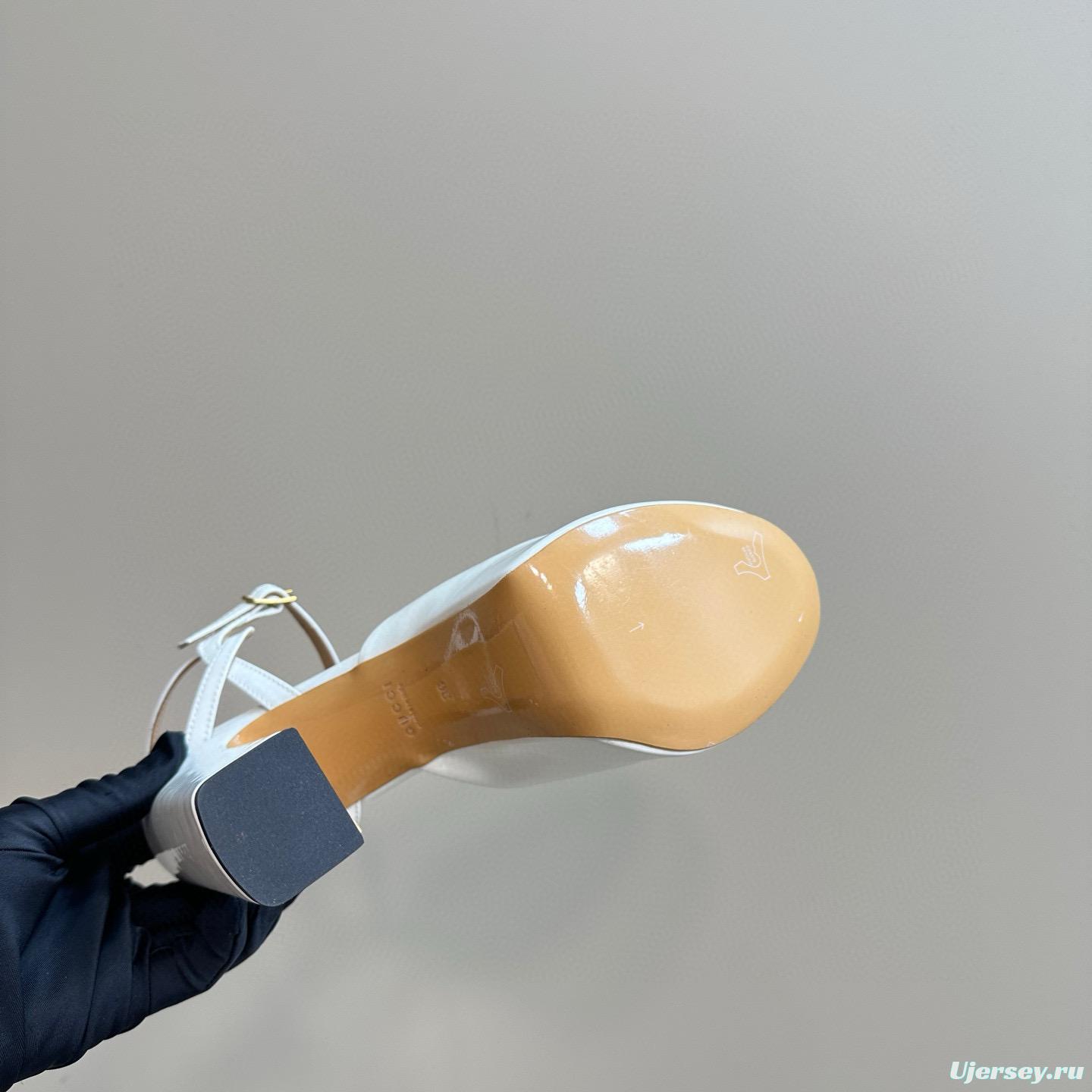 2025 Women Gucci White Leather Platform Sandals