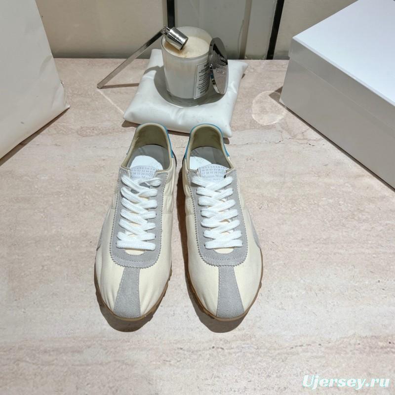 2025 Unisex MM6 Maison Margiela White Grey Nylon Suede Sneakers Distressed KFY00290