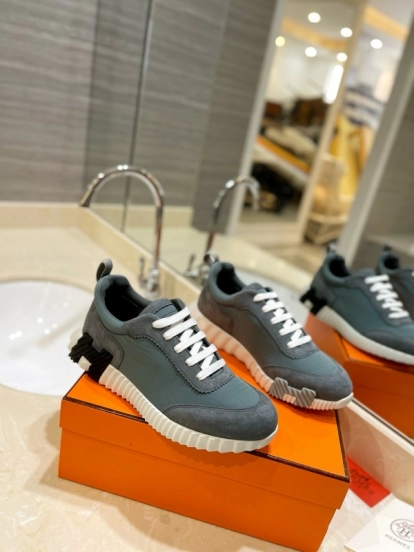 2024 Unisex Hermès Grey Imported Glossy Goat Suede Rain Cloth Sneakers MJ00320