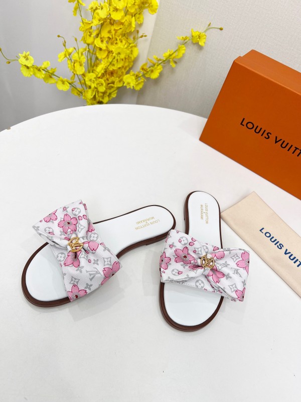 2025 Women Louis Vuitton White Pink Leather Slippers LY00190