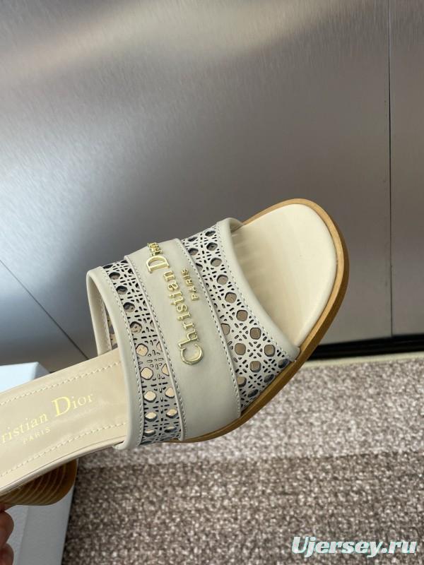 2025 Women Dior Beige Leather Sandals