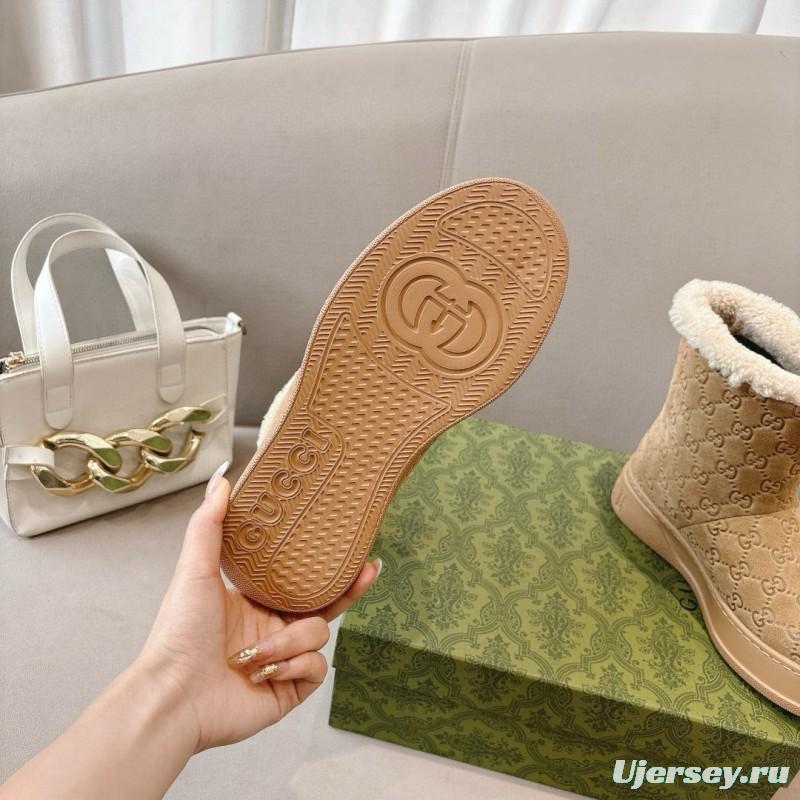 2024 Women Gucci beige suede snow boots with shearling lining MJ00350