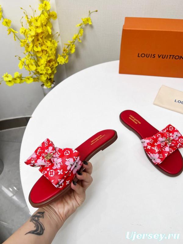 2025 Women Louis Vuitton Red White Canvas Slippers LY00190