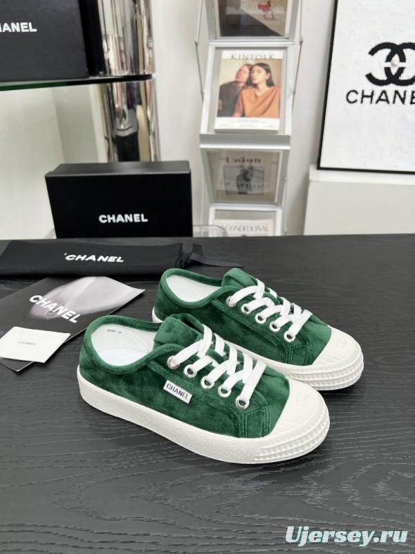 2025 Women Chanel Green Suede Sneakers LY00230