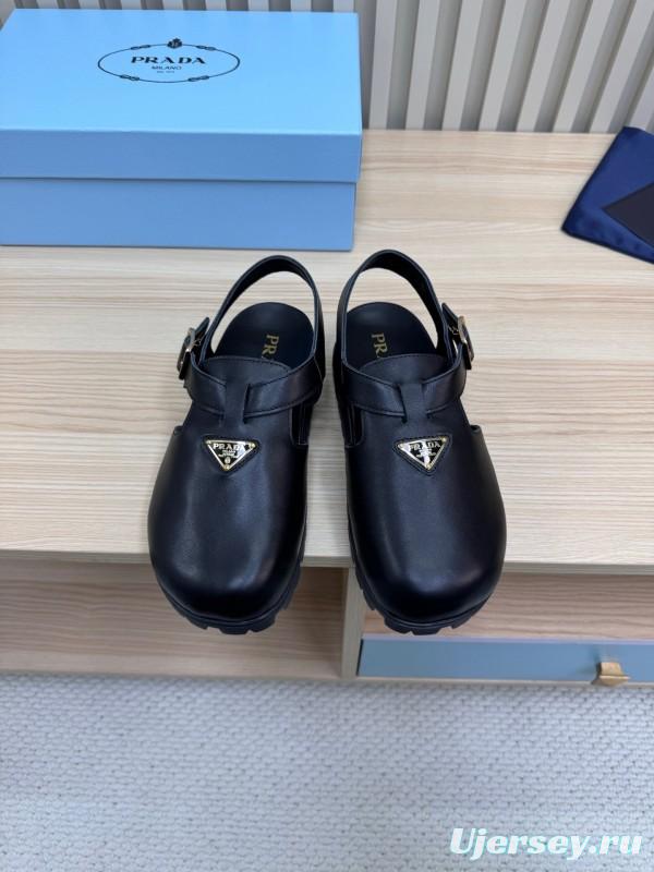 2025 Women Prada Black Leather Clog LY00280