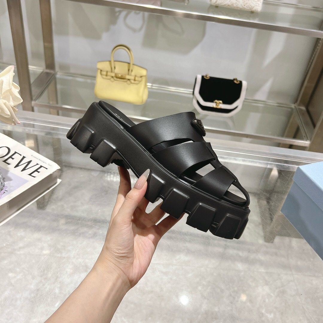 2025 Women Prada Black Leather Slingback Sandals LY00250