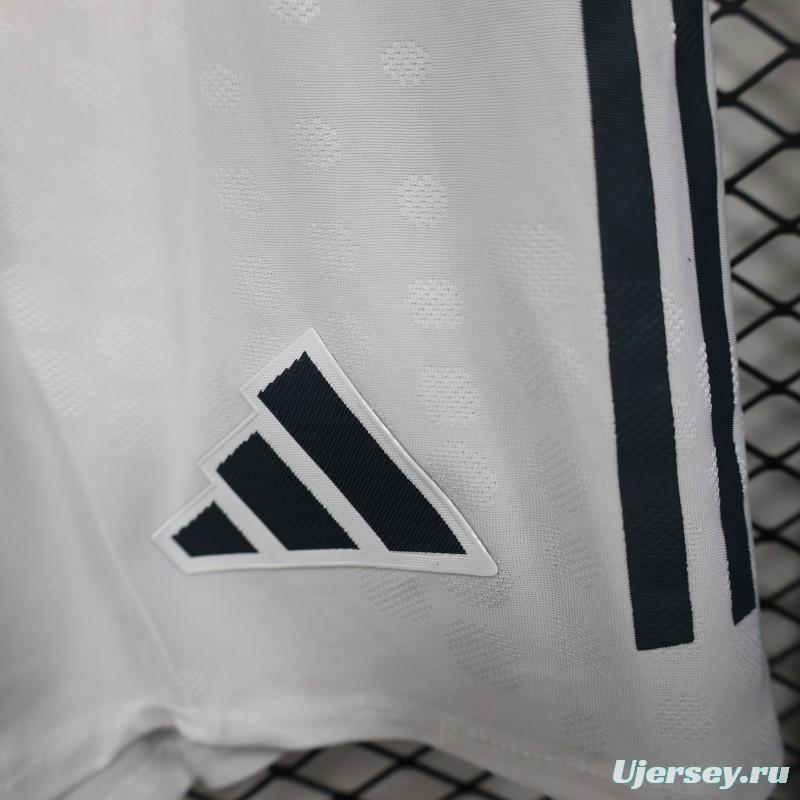 Player Version 25/26 Bayern Munich Home Shorts