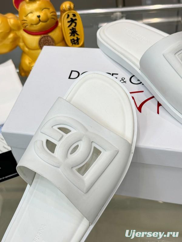 2025 Unisex Dolce & Gabbana White Leather Slippers KFY00150
