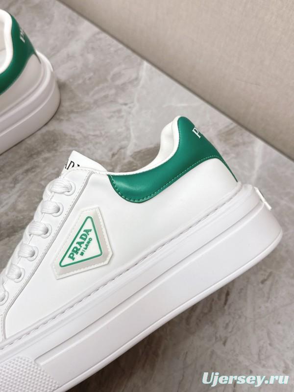 2025 Unisex Prada White Green Calf Leather Sneakers KFY00290