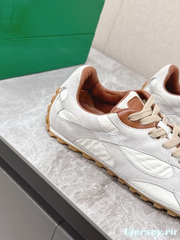2025 Unisex Bottega Veneta White Nylon Suede Sneakers Woven Pattern KFY00290