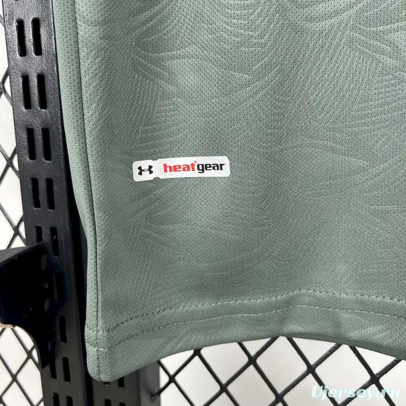 2025 Under Armour WHITE T-Shirt #1043