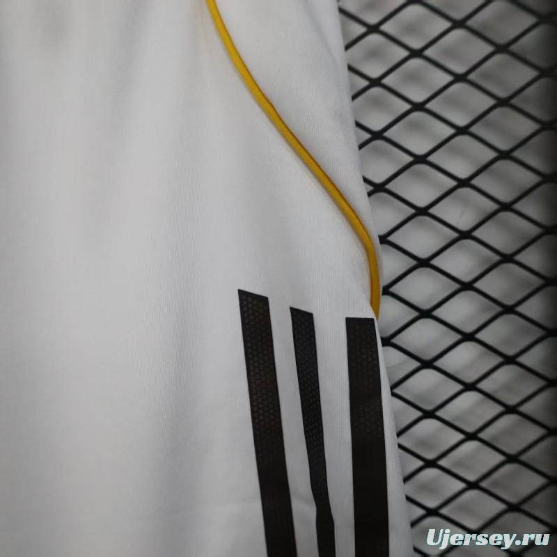 Player Version 25/26 Real Madrid Home Shorts