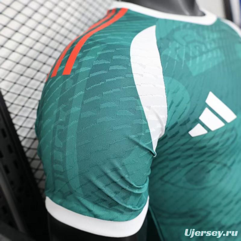 layer Version 2025 Mexico Green with Aztec Serpent Pattern Jersey
