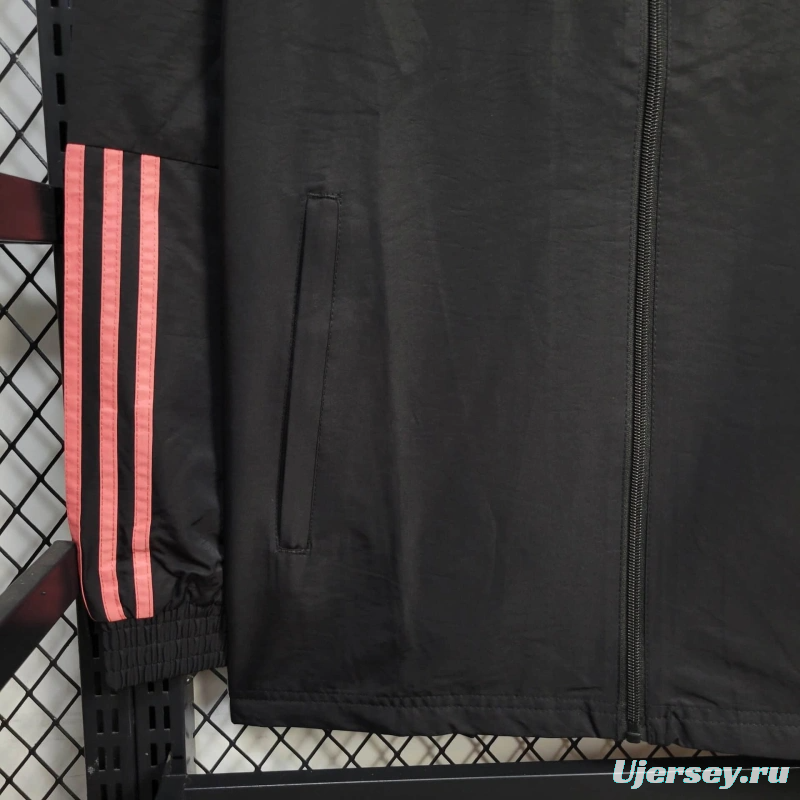 25/26 Bayern Munich Jacket Black Windbreaker