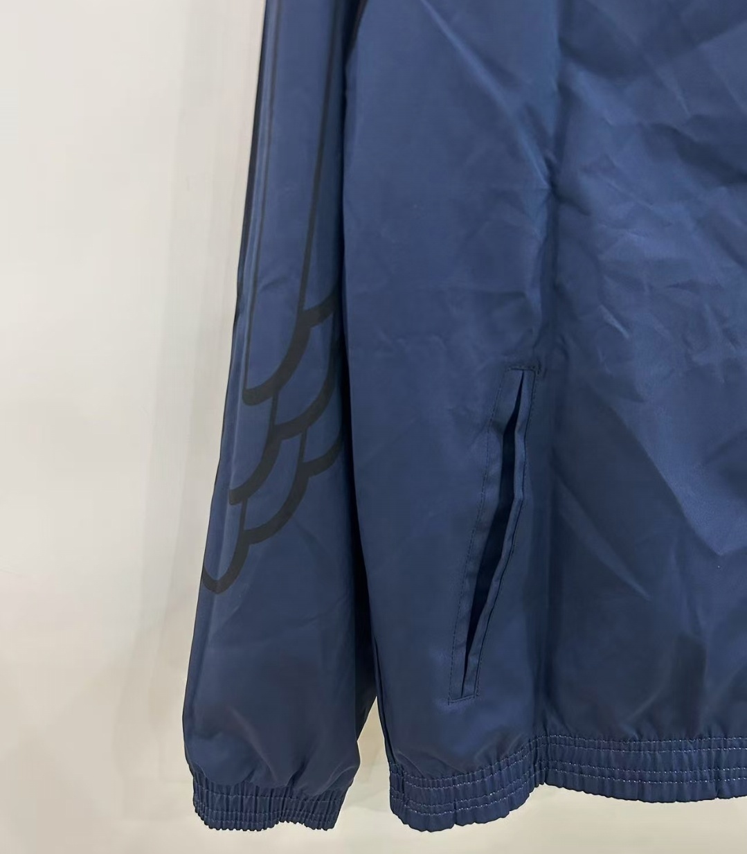 25/26 PSG Reversible White/Navy  Windbreaker