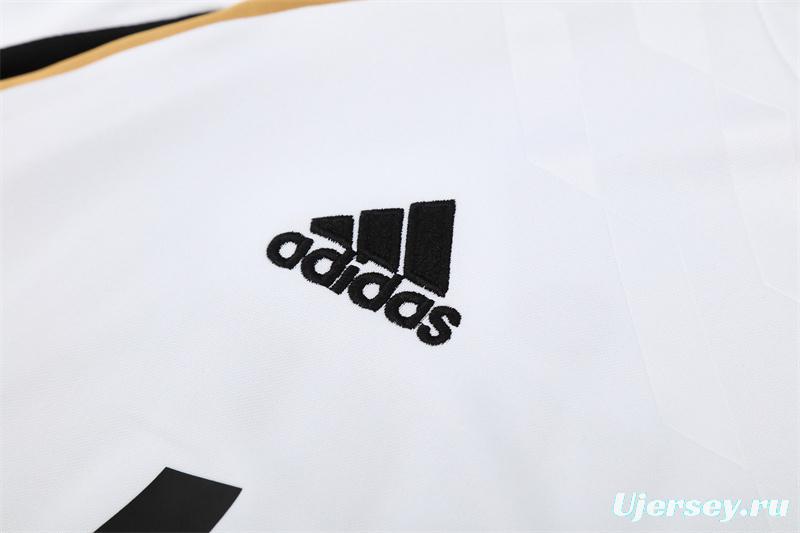 Retro 11/12 Real Madrid White Half Zipper Jacket